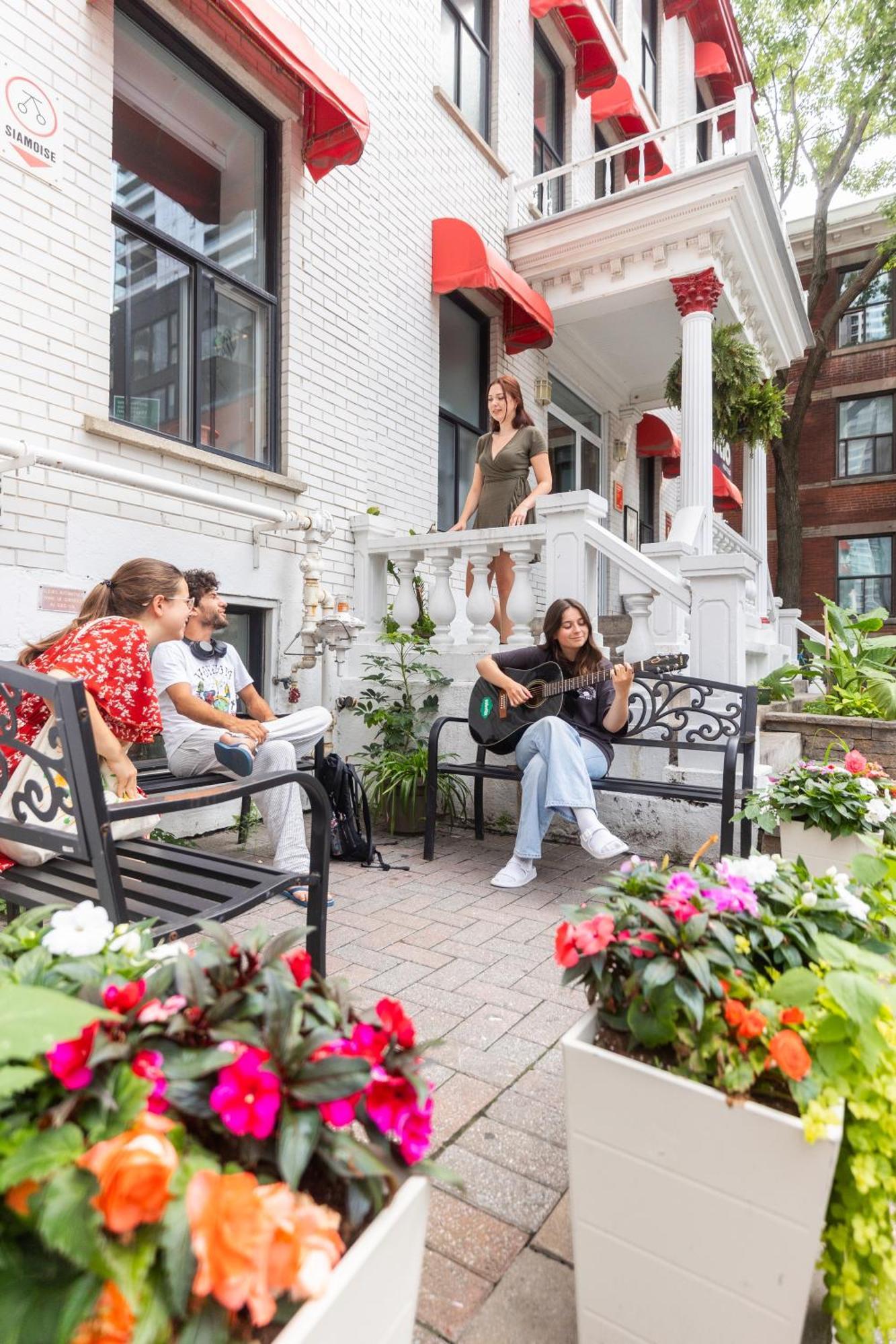 Auberge Saintlo Montreal Hostel Eksteriør billede